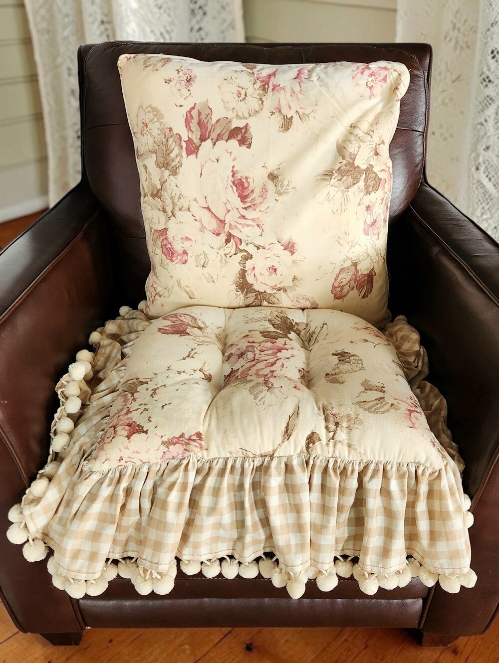 Vintage Shabby Chic Cottage Chair Cushions By Country Curtains Rose Gingham Pom